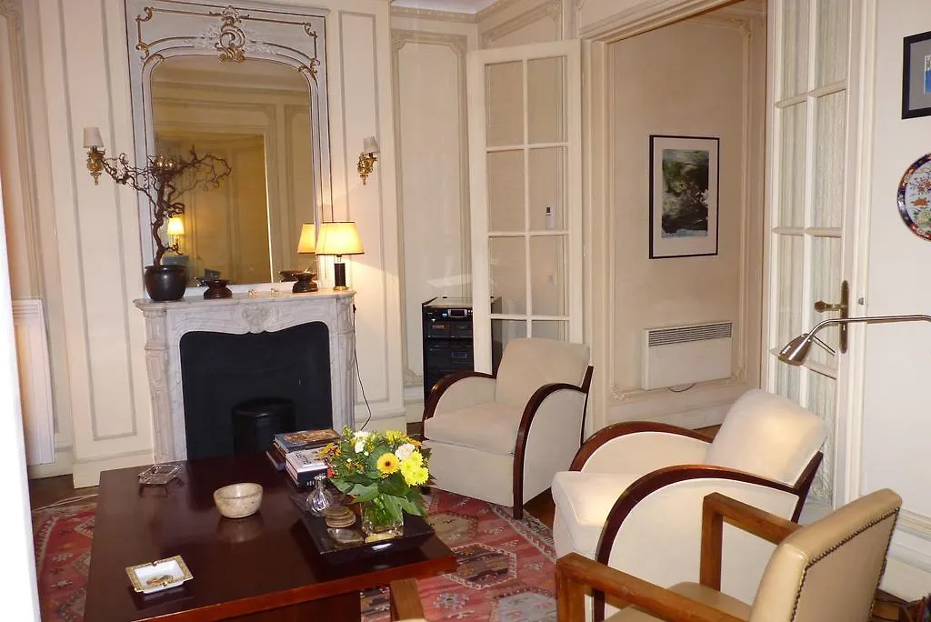 Apartment Prestigious 2 Bedroom Near Champs Elysees Paris France
