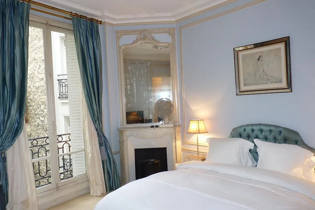 Apartment Prestigious 2 Bedroom Near Champs Elysees Paris